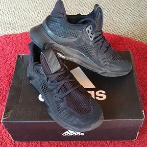 Adidas Edge XT Mens Sz 9 EG9704 Triple Black Running Shoes